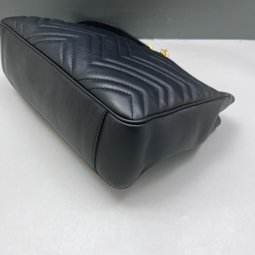 Gucci Chevron Shoulder Bag Calfskin Black