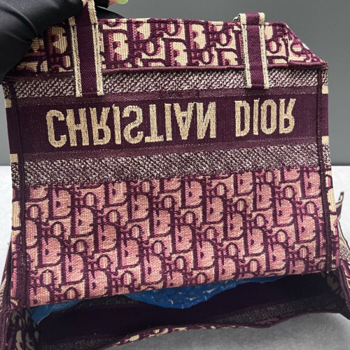 Dior Medium Diorcamp Messenger Oblique Burgundy Beige