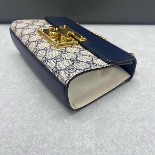 Gucci Small Padlock Shoulder Bag Canvas GG Supreme Monogram Blue Beige Red Gucci Small Padlock Shoulder Bag Canvas GG Supreme Monogram Blue Beige Red