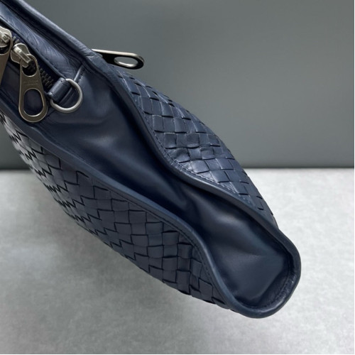 Bottega Veneta Intrecciato Briefcase Standard Lambskin Maxi Intrecciato Blue