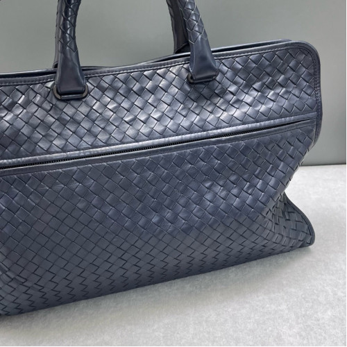 Bottega Veneta Intrecciato Briefcase Standard Lambskin Maxi Intrecciato Blue