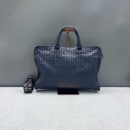 Bottega Veneta Intrecciato Briefcase Standard Lambskin Maxi Intrecciato Blue