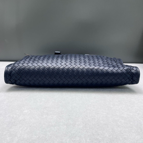 Bottega Veneta Intrecciato Briefcase Standard Lambskin Maxi Intrecciato Blue