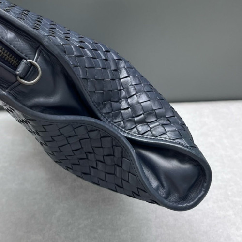 Bottega Veneta Intrecciato Briefcase Standard Lambskin Maxi Intrecciato Blue