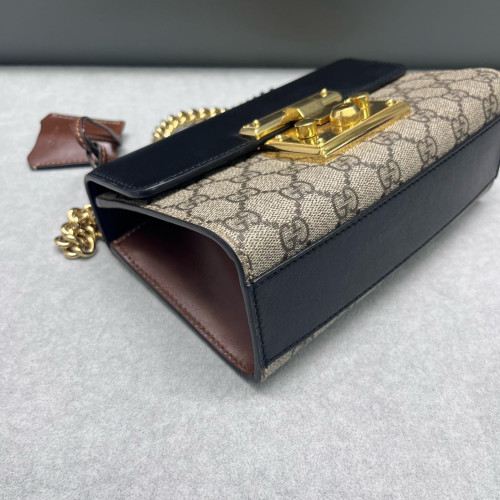 Gucci Small Padlock Shoulder Bag GG Supreme Monogram Cuir Black Beige