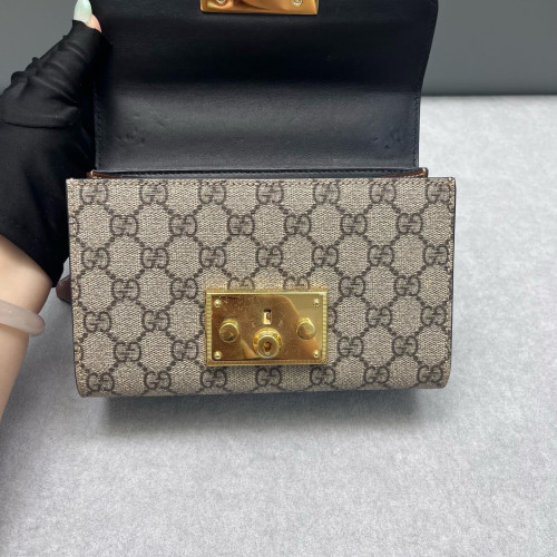 Gucci Small Padlock Shoulder Bag GG Supreme Monogram Cuir Black Beige