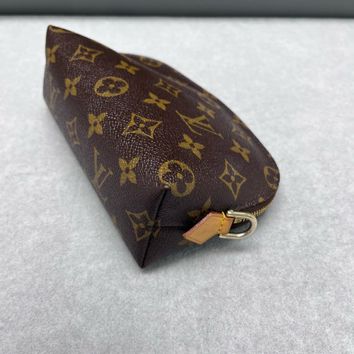 Louis Vuitton Cosmetic Pouch Monogram Brown