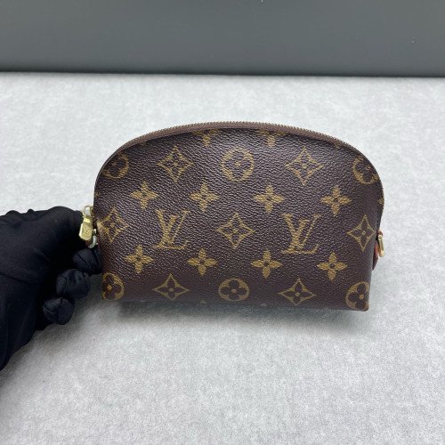 Louis Vuitton Cosmetic Pouch Monogram Brown
