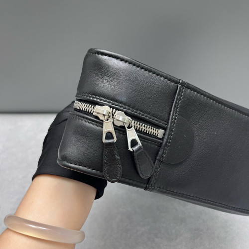 Balenciaga Triangle Bag Calfskin Black