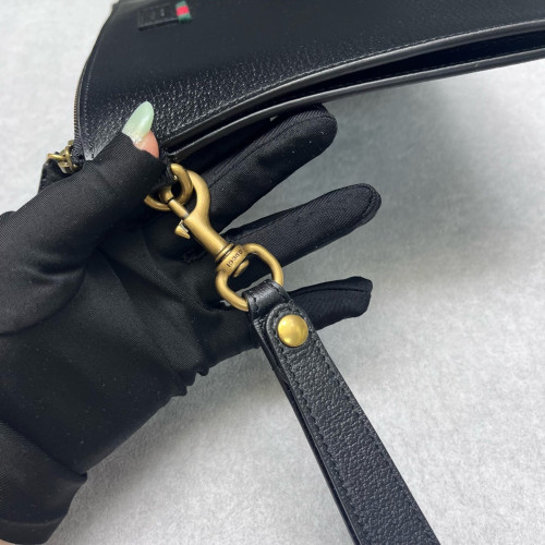 Gucci Clutch Grained Calfskin Black
