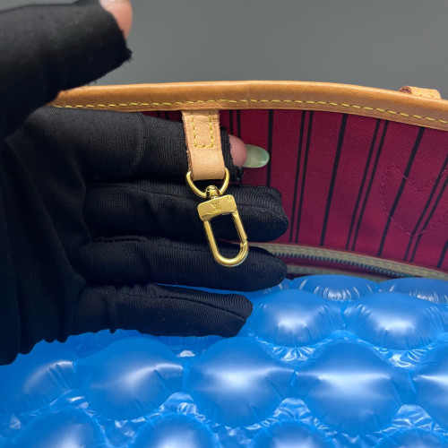 Louis Vuitton Neo Neverfull MM Monogram Brown
