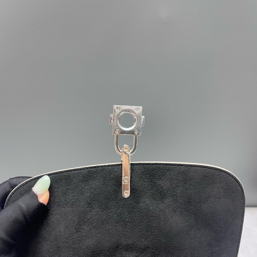 Louis Vuitton Chain It PM Monogram Brown Black