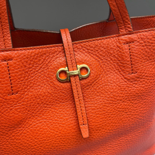 Salvatore Ferragamo Tote Bag Grained Calfskin Red Orange