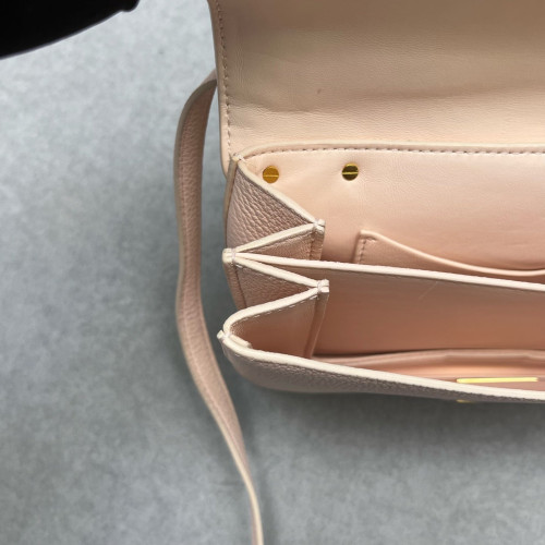 Bottega Veneta Shoulder Bag Grained Calfskin Nude Pink