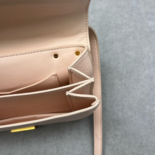 Bottega Veneta Shoulder Bag Grained Calfskin Nude Pink