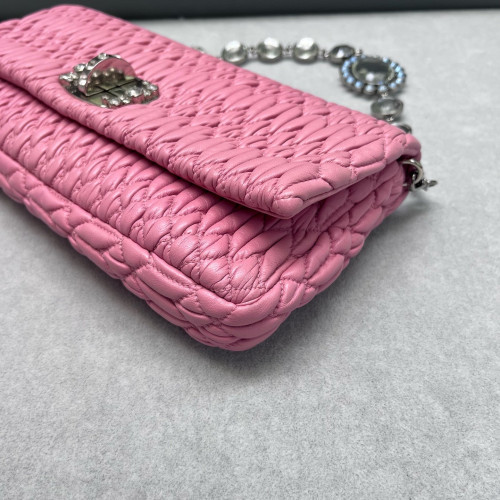 Miu Miu Crystal Matelasse Crystal Flap Clutch Crumpled Lambskin Pink