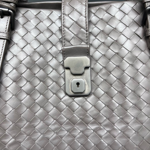Bottega Veneta Large Roma Tote Bag Calfskin Intrecciato Grey