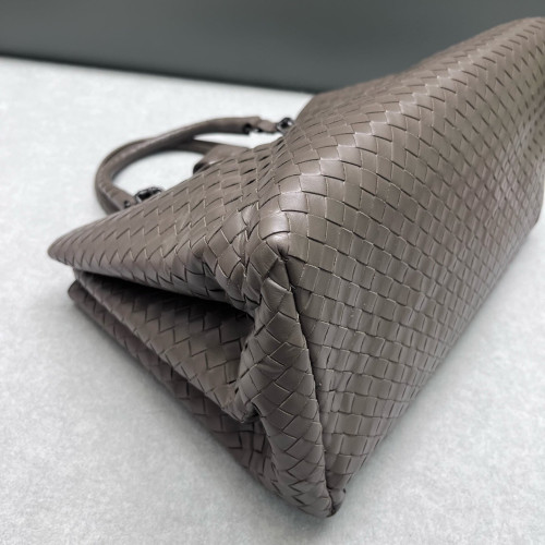 Bottega Veneta Large Roma Tote Bag Calfskin Intrecciato Grey