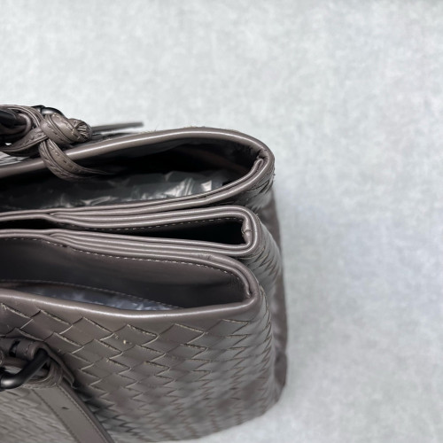 Bottega Veneta Large Roma Tote Bag Calfskin Intrecciato Grey