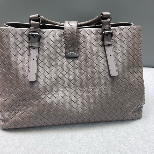 Bottega Veneta Large Roma Tote Bag Calfskin Intrecciato Grey