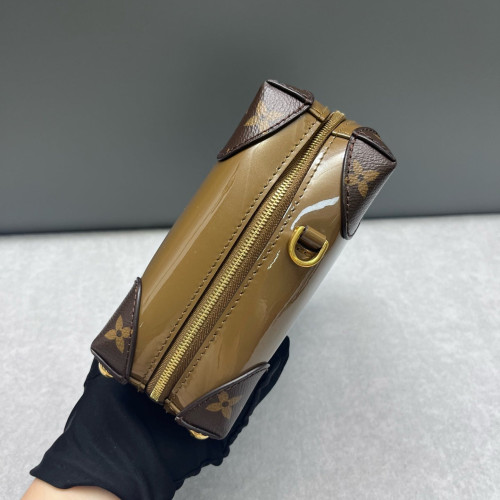Louis Vuitton Venice Shoulder Bag Vernis Monogram Brown Louis Vuitton Venice Shoulder Bag Vernis Monogram Brown