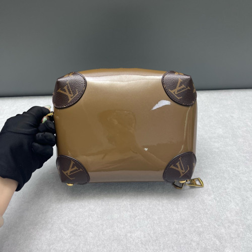 Louis Vuitton Venice Shoulder Bag Vernis Monogram Brown Louis Vuitton Venice Shoulder Bag Vernis Monogram Brown