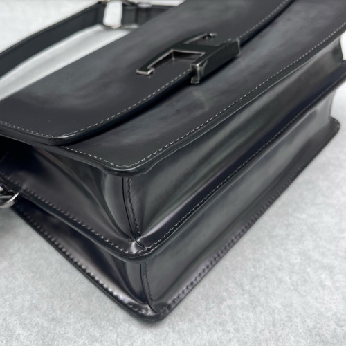 TOD'S Shoulder Bag Calfskin Black