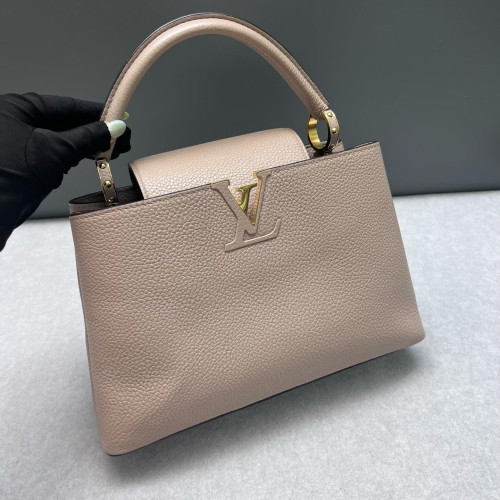 Louis Vuitton Capucines PM Taiga Grey