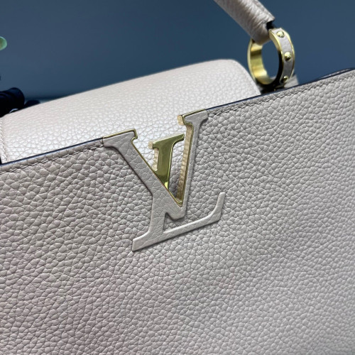Louis Vuitton Capucines PM Taiga Grey