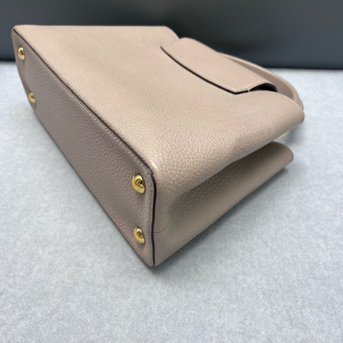 Louis Vuitton Capucines PM Taiga Grey