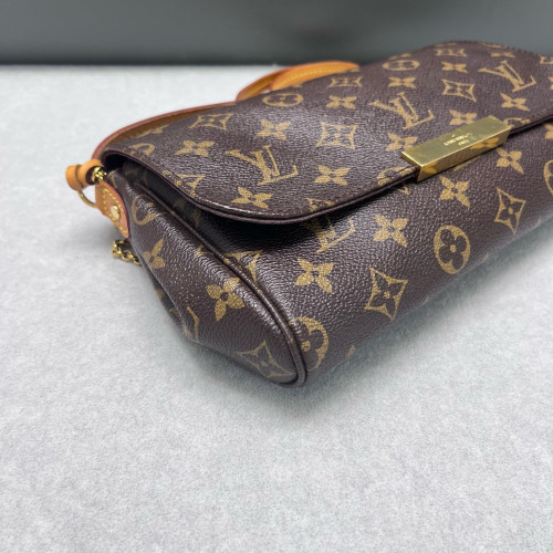 Louis Vuitton Favorite MM Monogram Brown
