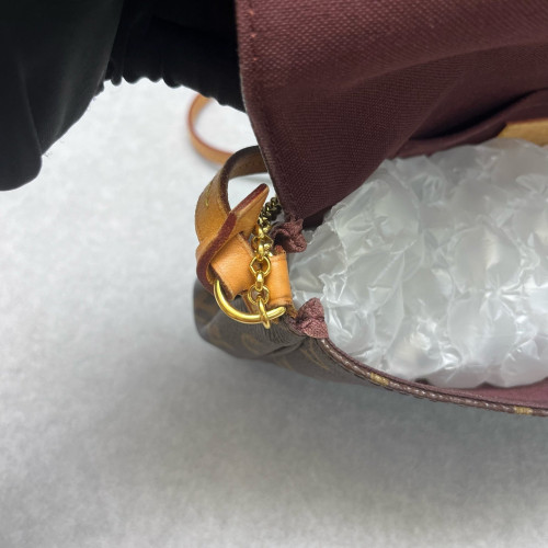 Louis Vuitton Favorite MM Monogram Brown