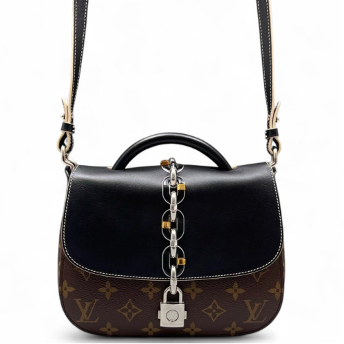 Louis Vuitton Chain It PM Monogram Brown