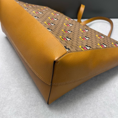 Gucci Tote Bag GG Supreme Monogram Brown