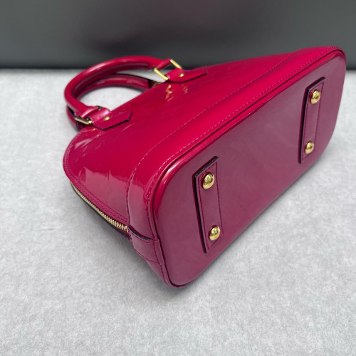 Louis Vuitton Alma BB Vernis Red