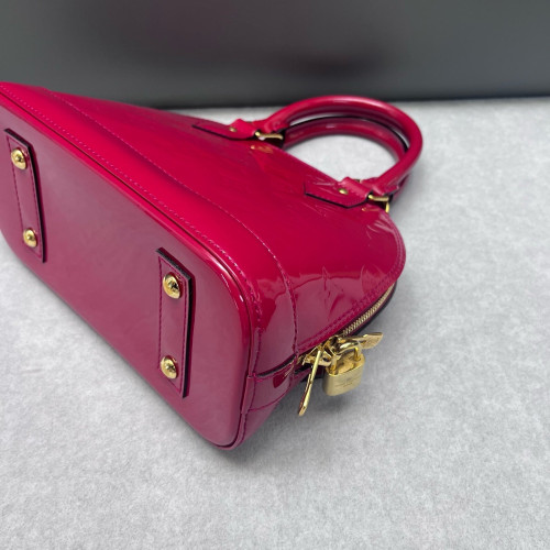 Louis Vuitton Alma BB Vernis Red