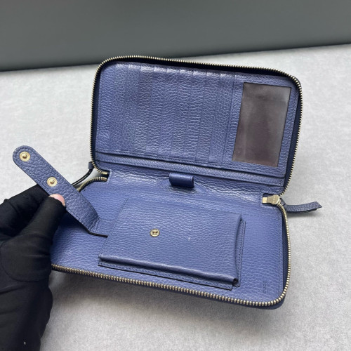 Gucci Clutch Grained Calfskin Blue