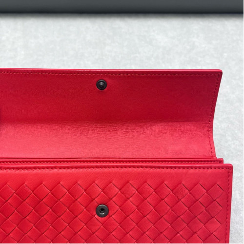 Bottega Veneta Continental Wallet Lambskin Intrecciato Nappa Red