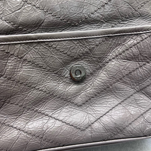 Yves Saint Laurent Medium Niki Chain Pull Up Leather Grey Yves Saint Laurent Medium Niki Chain Pull Up Leather Grey
