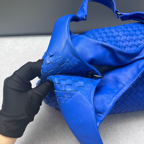 Bottega Veneta Large Campana Hobo Lambskin Intrecciato Nappa Blue