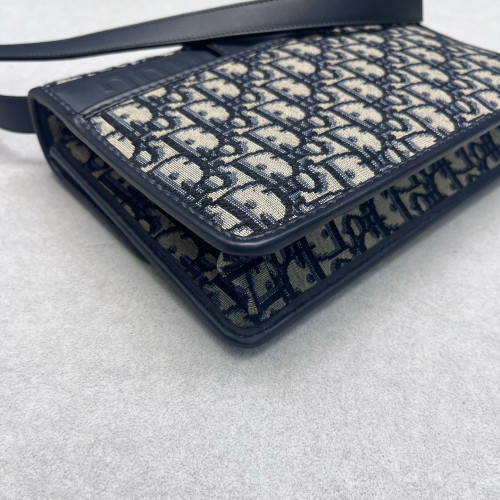 Dior 30 Montaigne Flap Bag Oblique Beige Navy Black