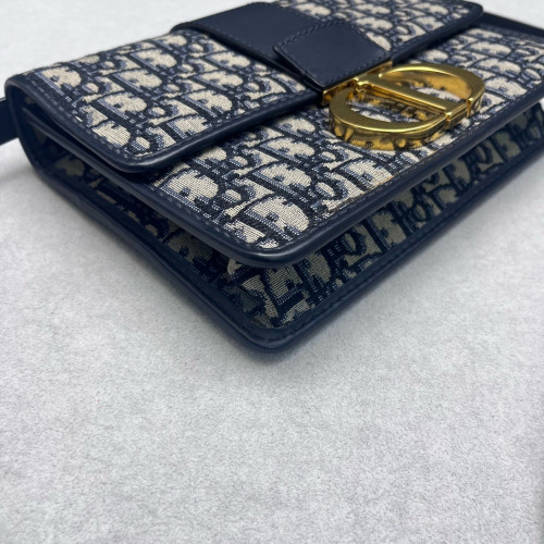 Dior 30 Montaigne Flap Bag Oblique Beige Navy Black