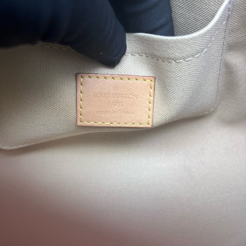 Louis Vuitton Favorite MM Damier Azur White