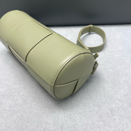 Bottega Veneta Handbag Intrecciato Nappa Green Bottega Veneta Handbag Intrecciato Nappa Green