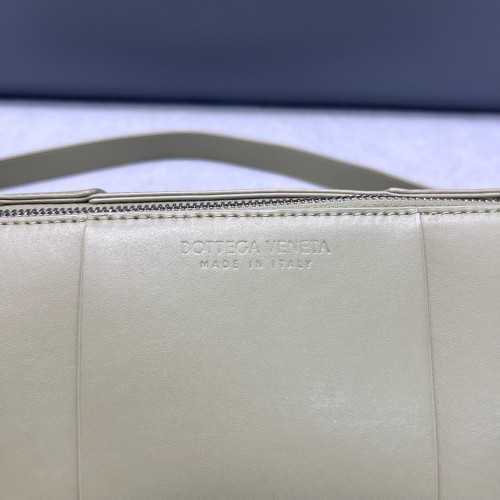 Bottega Veneta Handbag Intrecciato Nappa Green Bottega Veneta Handbag Intrecciato Nappa Green