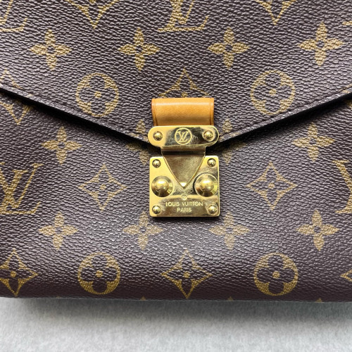 Louis Vuitton Pochette Metis Monogram Brown