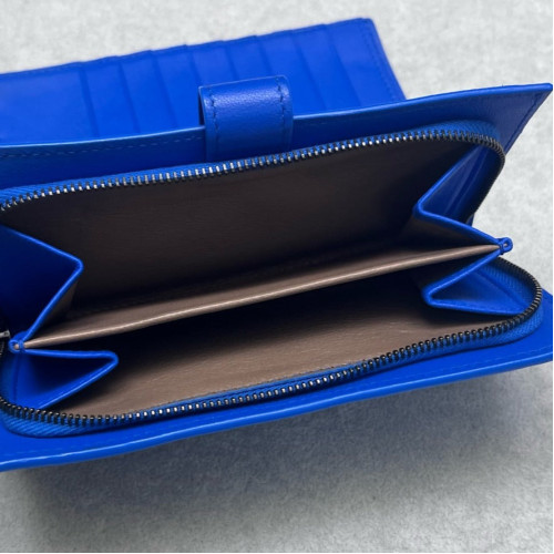 Bottega Veneta Continental Wallet Lambskin Intrecciato Nappa Blue