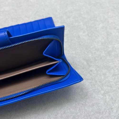 Bottega Veneta Continental Wallet Lambskin Intrecciato Nappa Blue