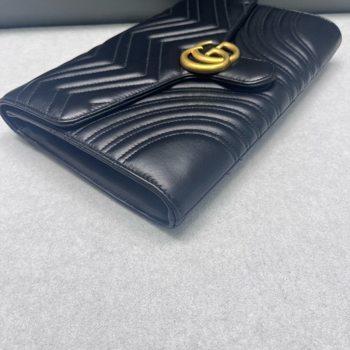 Gucci Matelasse Margaret Clutch Calfskin Black