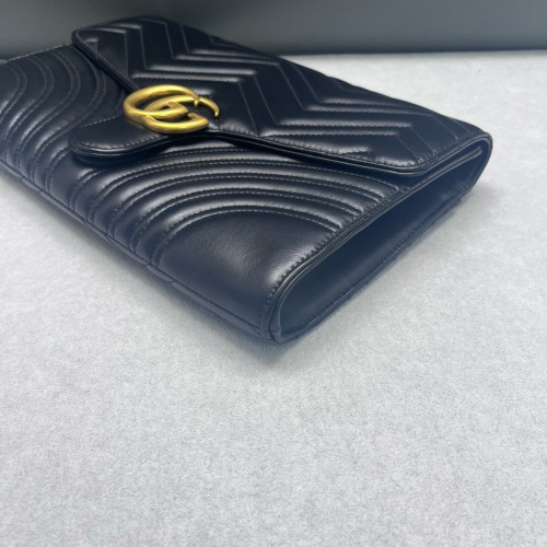 Gucci Matelasse Margaret Clutch Calfskin Black